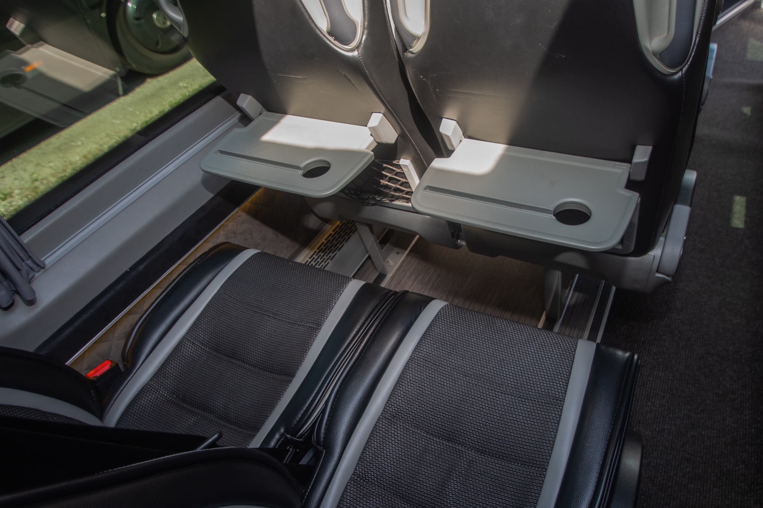 S-Class interior: seats with folding tables